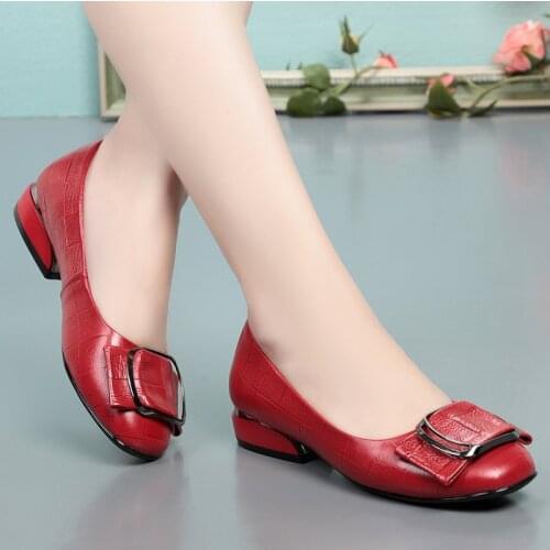 2021 New Leather Shoes Woman Low Heels Office Dress Shoes High Quality Comfortable Summer Ladies Shoes