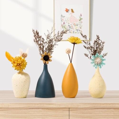 Jingdezhen ceramic vase, simple flower arrangement, dry flower, creative flower ware, living room, tabletop decoration