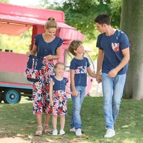 Family MatchingT-Shirts Tank Flower Mother Daughter Dresses Mom Baby Mommy and Short Sleeve Dad Son T-Shirts
