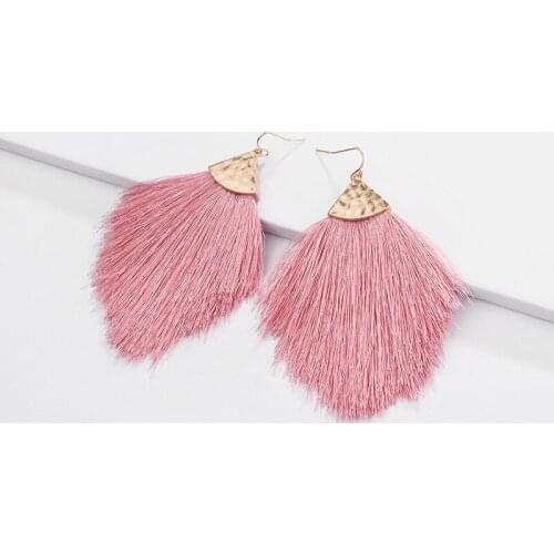 Bohemia Style Silk Cotton Soft Tassel Dainty Dangle Drop Earrings for Women Anthropology Teardrop Tassel Drop Earrings Lady Gift