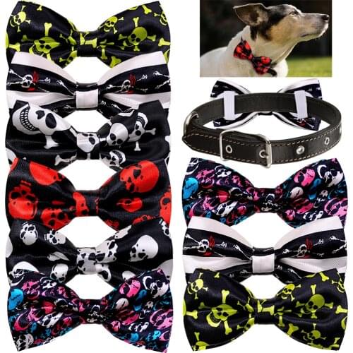 50pcs Halloween Pet Supplies Sliding Dog Collar Accessories Skull Small Dog Cat BowTie Pet Dog Halloween Decoration Products
