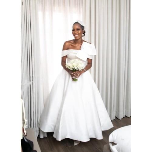 New A Line Wedding Dresses 2021 Off Shoulder Ankle Length Bow Satin Bridal Gowns Vestidos de Novia Plus Size Robes de Mariee