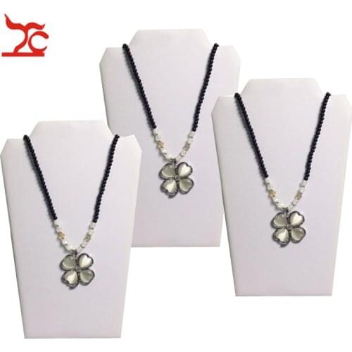 Wholesale Luxury White PU Pendant Chain Jewelry Display Organizer Easel Rack Necklace Storage Collar Stand Showcase Large