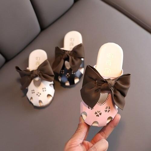 Girls' Sandals Slippers Childrens Butterfly-knot Cute Soft-soled Beach Shoes Covered Toes Hollow Shoes Hot In Kids Causal Chic