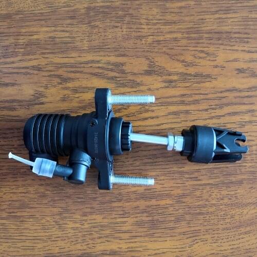 Clutch Master Cylinder Assy Pump for Pick Up Toyota Hilux New 2015- Revo GUN125 GUN135 31420-0K070