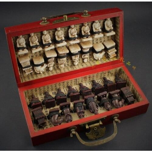 LEATHER BOOK BOX TERRACOTTA WARRIORS CHESS THREE-DIMENSIONAL FIGURE CHESS IS AN ANTIQUE WOODEN CHESSBOARD CHRISTMAS