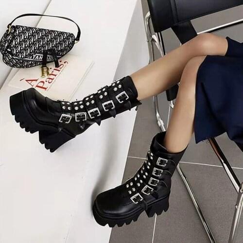 2021 Winter Gothic Punk Womens Platform Boots Black Buckle Strap Zipper Creeper Wedges Shoes Mid Calf MilitaryCombat ChunkyBoots
