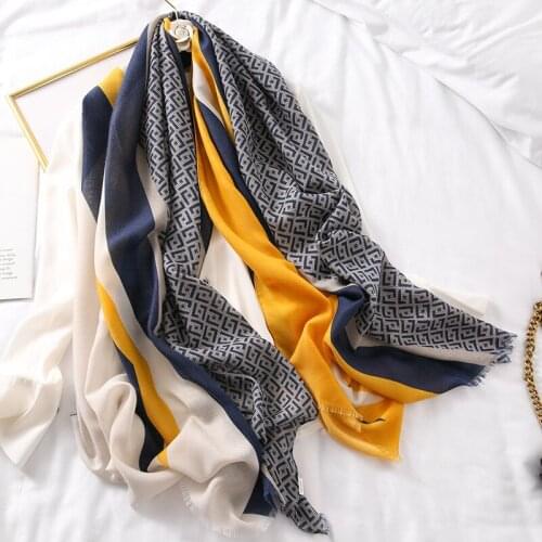2020 New Cotton Geometry Print Fringe Scarf Shawls Long Geometric Pattern Hijab Wrap Free Shipping