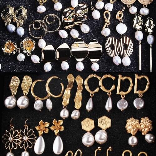 10 Pairs Mixed Designs Fashion Creative Personality Pearl Hoop Pendent Drop Earrings for Women Ladies Jewelry Party Wholesale