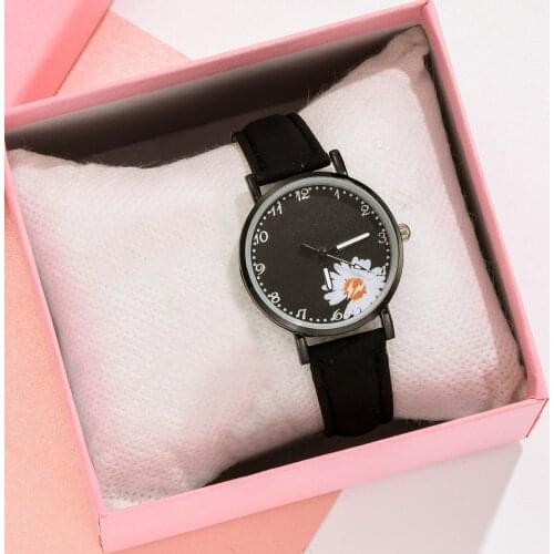 UTHAI BK34 Ladies Student Fresh Simple Casual Fashion Small Daisy Watch Can Be Added Bracelet Set Quartz Watch