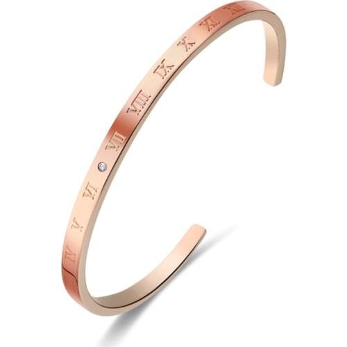 New Fashion Women Bracelets for Women Charms Letters Womens Bangle Engagement Gifts BTE114