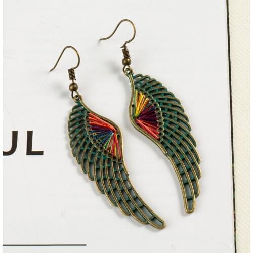 New creative hollow wing dangle earrings Handmade woven colorful fringe earrings for women Vintage Wooden beads hanging earings
