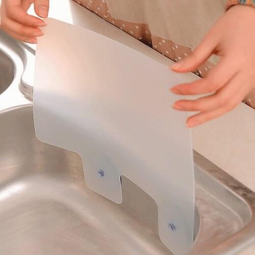 1Pc Kitchen Sink Water Splash Guards with Sucker Waterproof Screen Dish/ Fruit Vegetable Washing Anti-water Board Baffle Plate