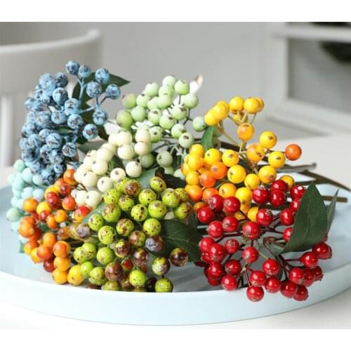 1pc Plastic Berry Stem Lifelike Artificial Berry Pick Faux Holly Berry Photography Props Party Supplies