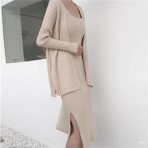 New High Quality Winter Womens Casual Long Sleeved Cardigan + Suspenders Sweater Vest Dress Two Piece Runway Dress Suit