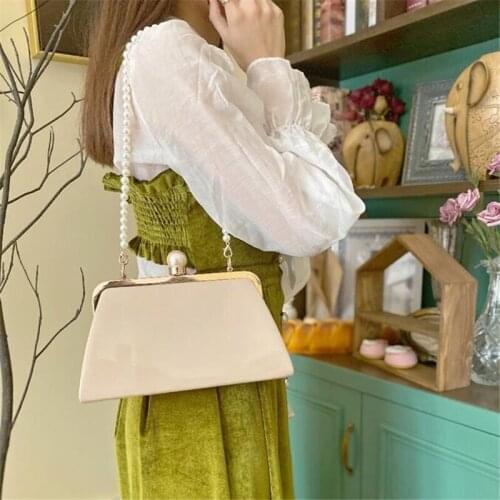 Luxury Patent leather Crossbody Bags for ladies 2020 Womens Designer Handbag Pearl buckle chain Messenger Bag sac main femme