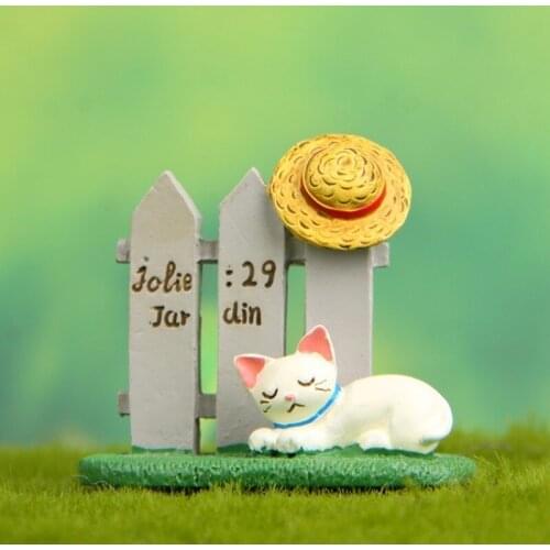 Hat Cat Fence Miniatura Ornaments Bonsai Garden Home Decoration Miniature Resin Craft Micro Decor DIY Mini Doll Cake Decorating