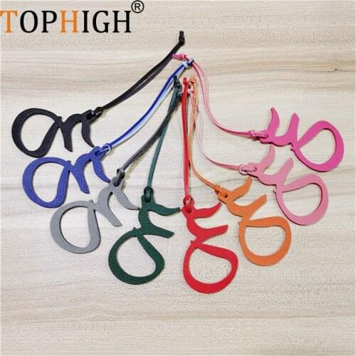 Newly Made Luxury Genuine Natural Leather Character Alphabet Arabic Letter P Keychain Backpack Pendant Ladies Women Bag Charms