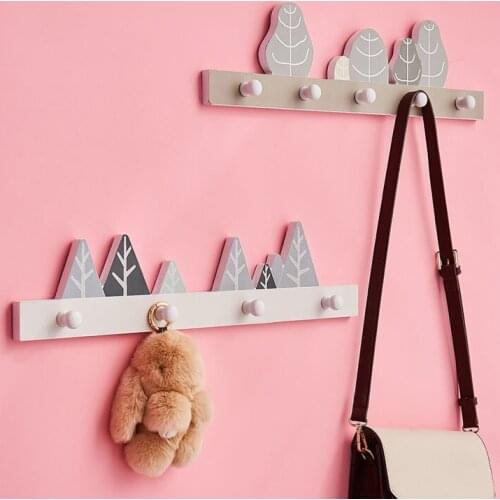 1pcs Boor hanger towel hook wooden towel rack Door hook Wooden cartoon hook Hanging clothes hook without mark on the wall