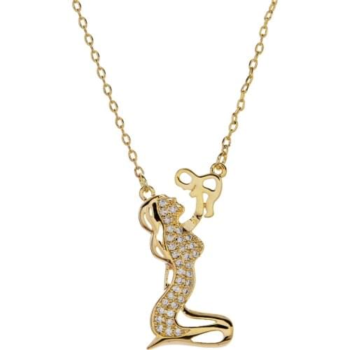 South Korean fashion women holding baby temperament zircon small pendant suitable for female friends happy life jewelry gifts