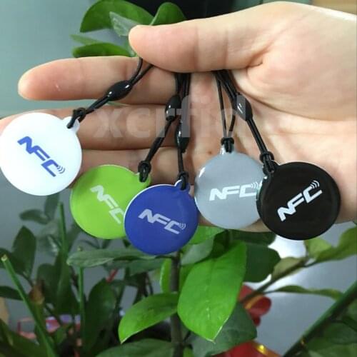 5PCS Ntag215 NFC Smart Tag 540 Byte With strap For Samsung Galaxy Sony Xperia Nokia Nexus7 LG HTC NFC Phone