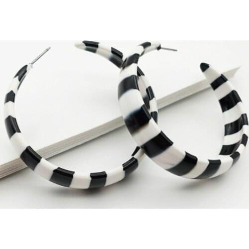 Cpop custom acrylic earrings