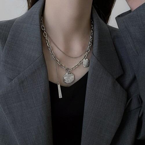 European and American fashion round brand necklaces Womens simple alphanumeric double-layer necklace for girls Jewelry Gift