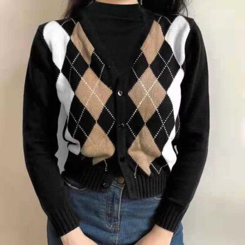 2021 autumn new diamond knit jacket female Korean retro V-neck long beard short jacket knitted outer cardigan