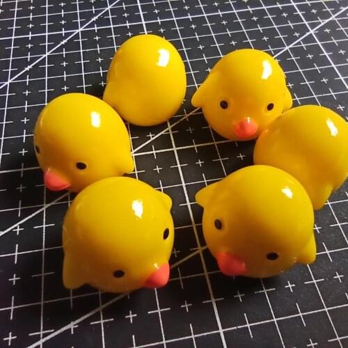 1pcs/lot resin solid chicken cartoon 24mm fairy garden gnome moss terrarium decor crafts bonsai home DIY