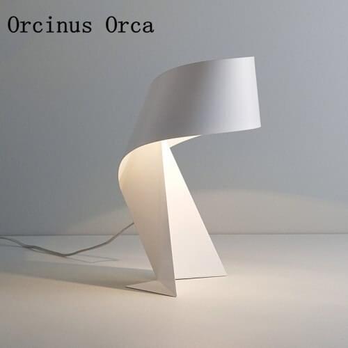 Post-modern simple LED table lamp living room bedside lamp Nordic personality creative black and white origami table lamp
