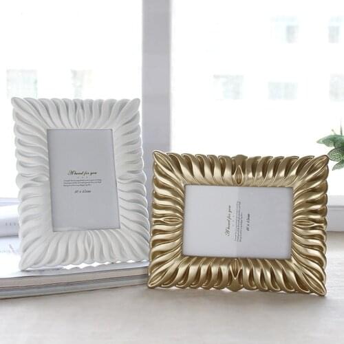 6 Inch Modern Simple Light Luxury Resin Photo Frame Living Room Ornaments