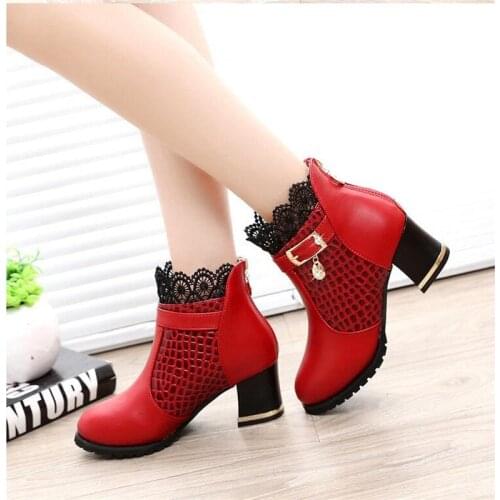Autumn and winter new European and American Martin boots stitching lace thick with ankle boots elegant fashion red womens shoes