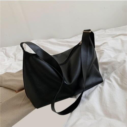 2021 Retro Simple Solid Color Shoulder Bag Ladies Large Capacity Bucket Bag PU Leather Underarm Bags For Women