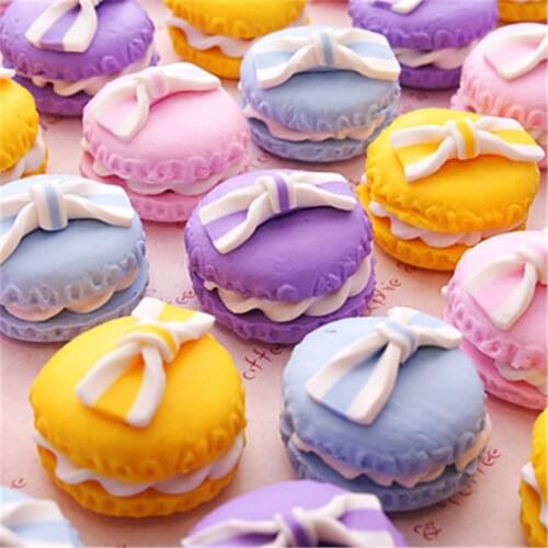4pc/lot Colorful Macaroon Miniature Figurine DIY Simulation Dessert Food Accessories Doll House Decoration plastic girl toy