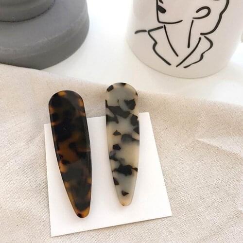 Korea Acetic Acid Leopard Acrylic Resin Hairpins For Women Fashion Geometric Triangle Hairgrips Vintage Hair Jewelry Hairclips