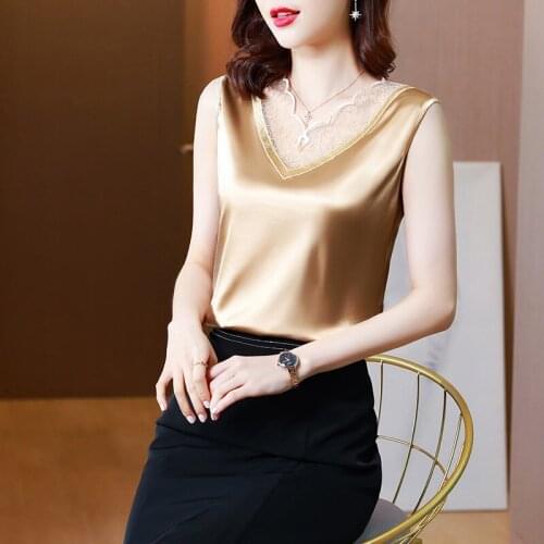 Chikichi Silk Camisole Womens 2021 Spring and Summer New Sexy Off-shoulder Sleeveless Stretch Satin Top V-neck Blouse Women 4XL