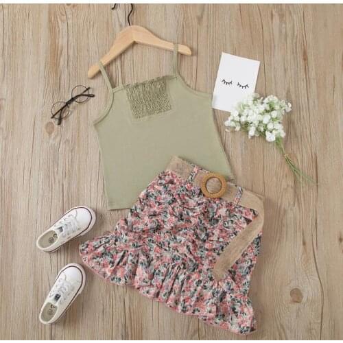 2Pcs Fashion Children Girls Outfit, Children Sweet Style Solid Color Suspender Top + Floral Printing Flouncing Short Skirt Set