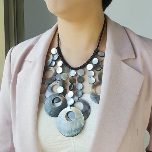 NEW Bohemia Style Natural Mother of Pearl Shell Statement Big Necklace 50cm
