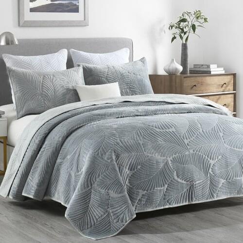 Solid Gray Color Luxury Velvet Super Soft Plush Diamond Tufted Quilted Bedspread Coverlet Bedding set Full Queen 3 Piece