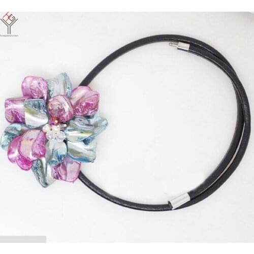 Women Classic Jewelry natural pearl crystal blue purple A flower pendant shell mother of pearl necklace black leather 18"