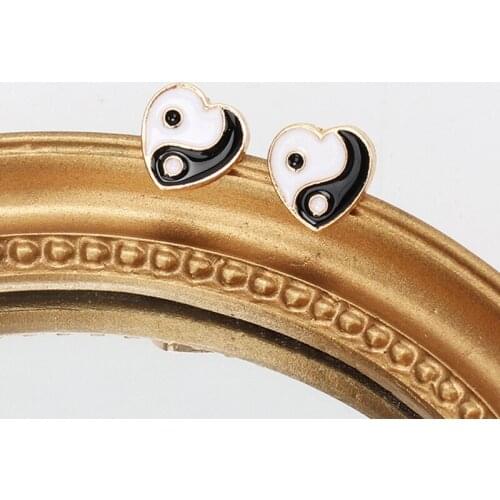 Exquisite Vintage Love Stud Earrings Simple Yin Yang Heart Gossip Earrings| Women Girls Fashion Jewelry Gift New Populor