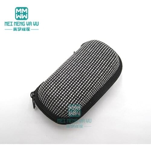 Blyth Azone OB23 OB24 doll Accessories Glasses case black, white