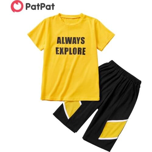 PatPat 2021 New Arrival 2-piece Baby / Toddler Leopard Splice Top and Shorts Set