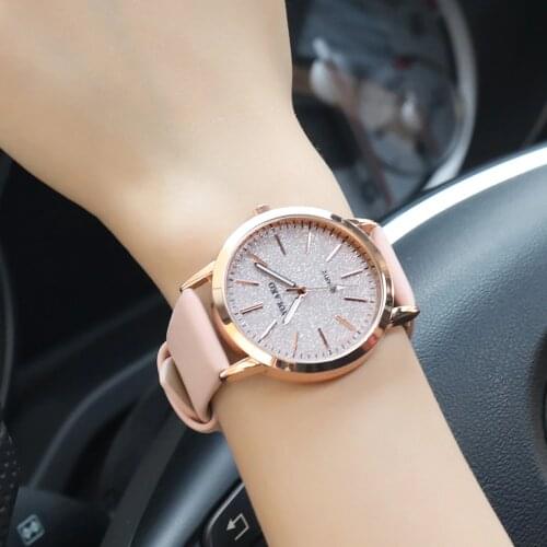 Womens New Casual Quartz Watch Solid Color Leather Strap Starry Good-looking Disc Analog Quartz Watch часы мужские relogio 50