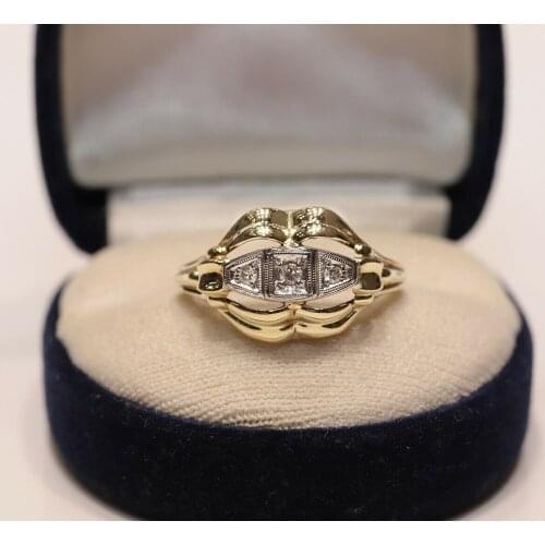 ANTIQUE ORIGINAL VICTORIAN 14K GOLD NATURAL DIAMOND DECORATED PRETTY RING