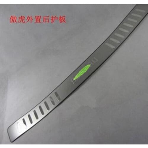 Car styling For Subaru Outback 2010 2011 2012 2013 2014 Stainless Steel Rear Bumper Protector Sill Trunk Tread Plate Trim