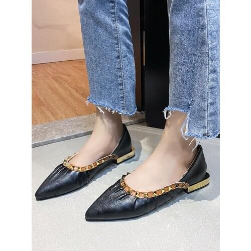Pointed low heel soft leather comfortable single shoes spring and summer new fashion trend rivet shallow mouth womens shoes
