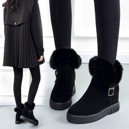 Snow boots 2020 winter Korean version Plush thickened new cotton shoes round head elevated womens shoes
