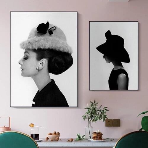 Audrey Hepburn Girl Black White Wall Art Canvas Painting Portrait Posters and Prints Wall Picture for Living Room Decor Cuadros