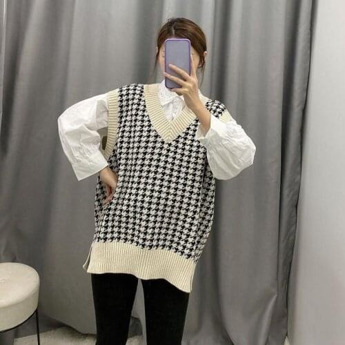 Womens Plaid Knitted Sweater Vest Casual Oversize Korean Waistcoat Sweater Tops V Neck Loose Fashion Warm Pullover